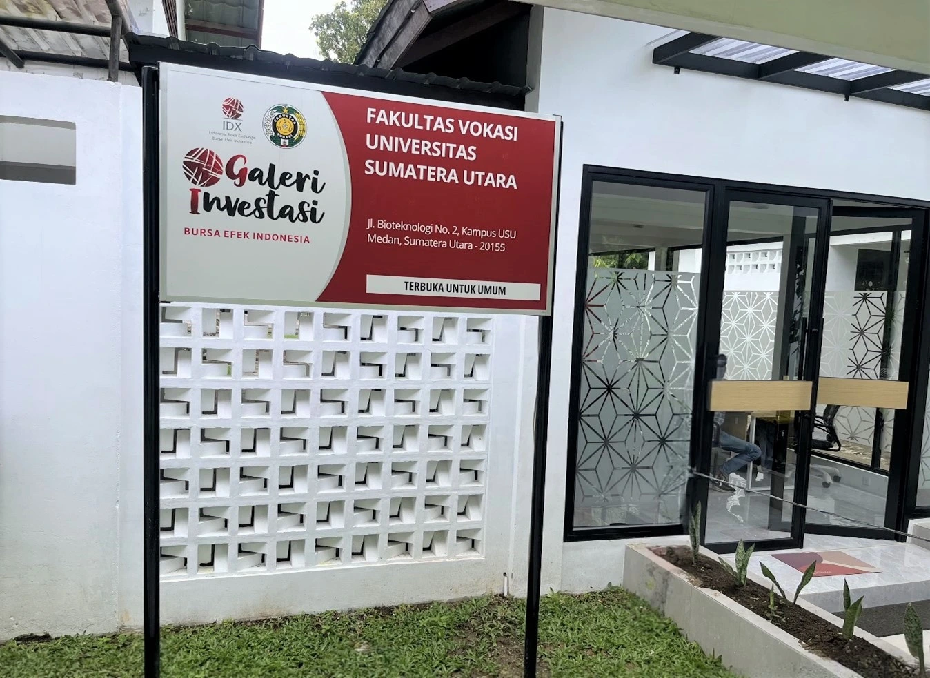galeri-investasi-bursa-efek-indonesia